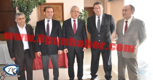 İskenderun OSB’de Bayrak Fatih Tosyalı’da..
